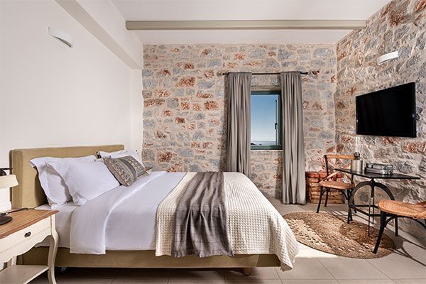 STANDARD WITH SEA VIEW